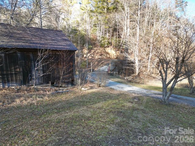 7385 Big Pine Road, Marshall, NC 28753