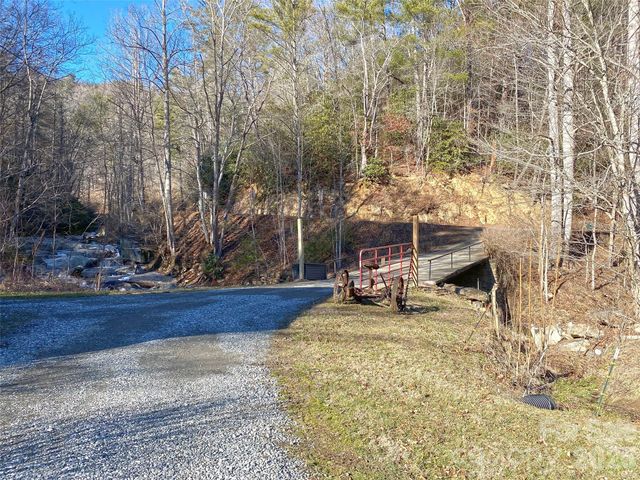 7385 Big Pine Road, Marshall, NC 28753