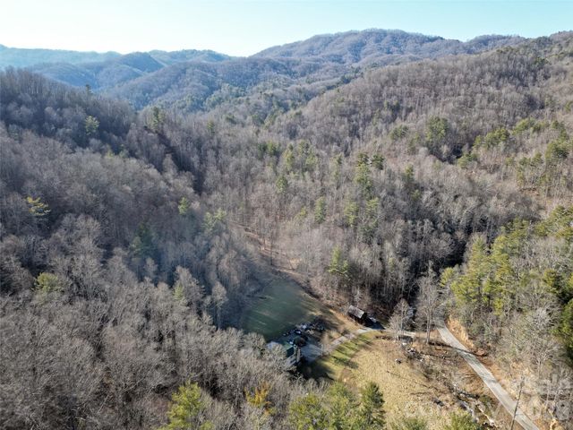 7385 Big Pine Road, Marshall, NC 28753
