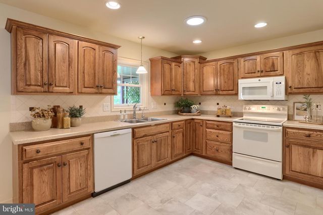 115 ARBOR DR, Myerstown, PA 17067