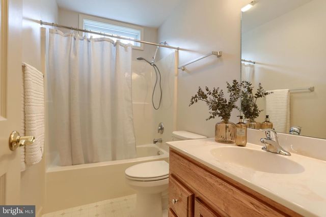 115 ARBOR DR, Myerstown, PA 17067