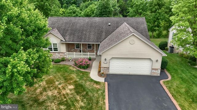 115 ARBOR DR, Myerstown, PA 17067