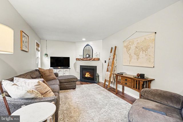 419 HIDDEN VALLEY RD, New Cumberland, PA 17070