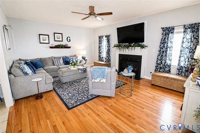13818 Hawkins Park Rd, Midlothian, VA 23114