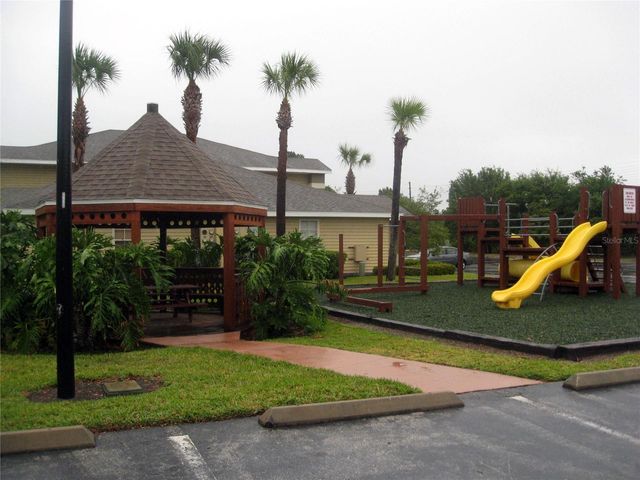 1920 SUMMER CLUB DRIVE 110, Oviedo, FL 32765