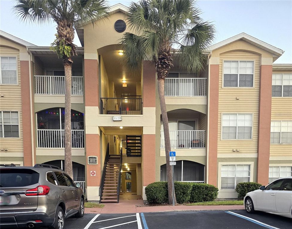 1920 SUMMER CLUB DRIVE 110, Oviedo, FL 32765