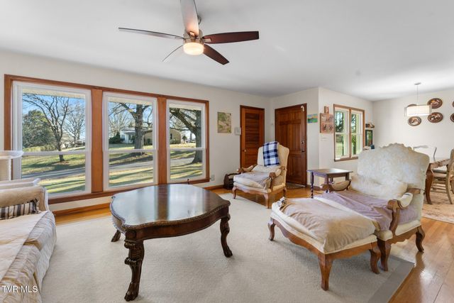 159 Southwest Edgemont Terrace, Abingdon, VA 24210