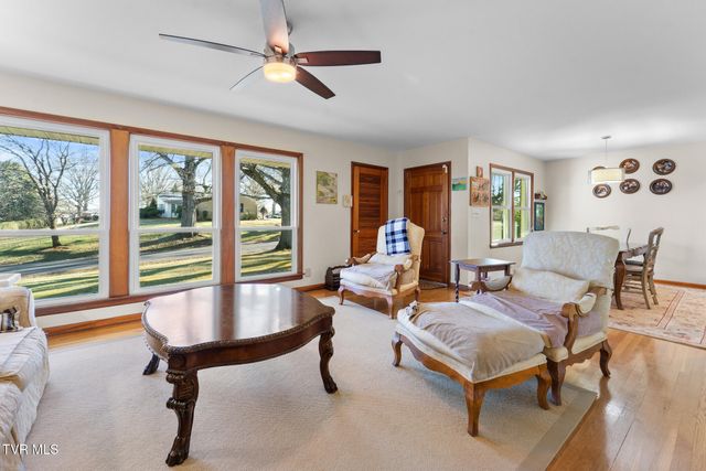 159 Southwest Edgemont Terrace, Abingdon, VA 24210