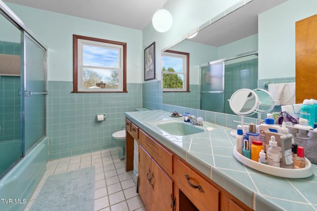 159 Southwest Edgemont Terrace, Abingdon, VA 24210