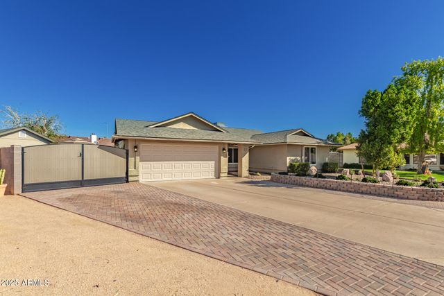 1735 N PLATINA Circle, Mesa, AZ 85205