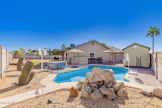 1735 N PLATINA Circle, Mesa, AZ 85205