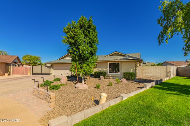 1735 N PLATINA Circle, Mesa, AZ 85205