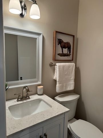 22 Audrey Lane, Mount Prospect, IL 60056