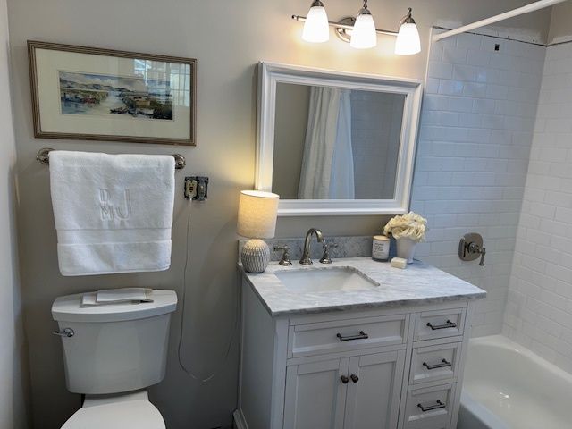 22 Audrey Lane, Mount Prospect, IL 60056