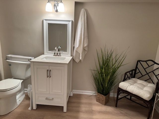 22 Audrey Lane, Mount Prospect, IL 60056