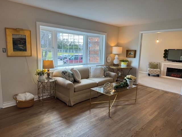 22 Audrey Lane, Mount Prospect, IL 60056