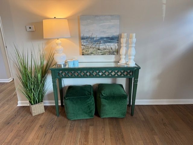 22 Audrey Lane, Mount Prospect, IL 60056