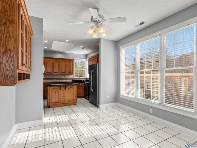 12632 Lookingbill Lane, Athens, AL 35611