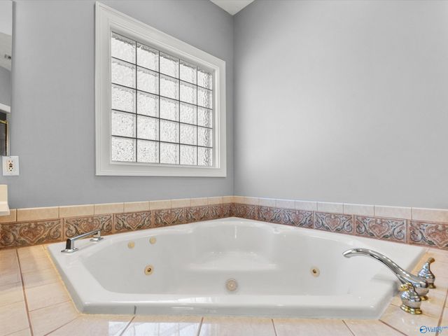 12632 Lookingbill Lane, Athens, AL 35611