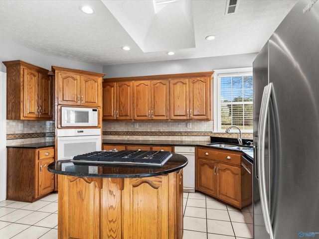 12632 Lookingbill Lane, Athens, AL 35611