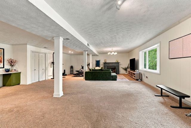 165 Mercer Avenue, Harrodsburg, KY 40330