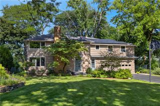 91 Glenhill Drive, Brighton, NY 14618