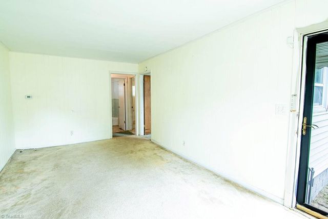 605 E Morehead Street, Reidsville, NC 27320