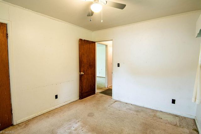 605 E Morehead Street, Reidsville, NC 27320