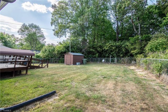 605 E Morehead Street, Reidsville, NC 27320