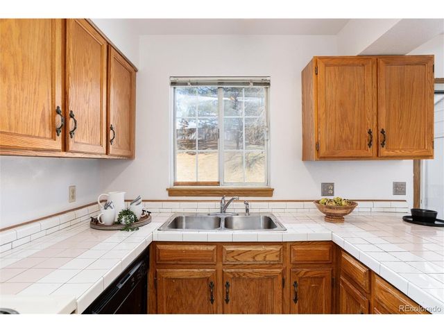 9256 W Ontario Dr, Littleton, CO 80128