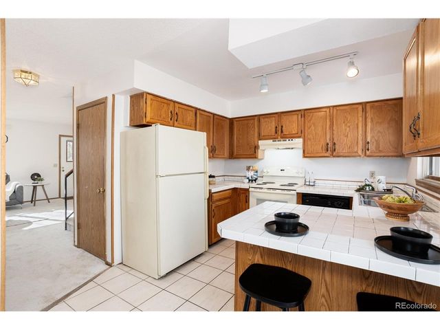 9256 W Ontario Dr, Littleton, CO 80128