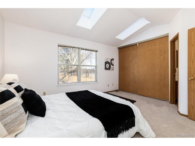 9256 W Ontario Dr, Littleton, CO 80128