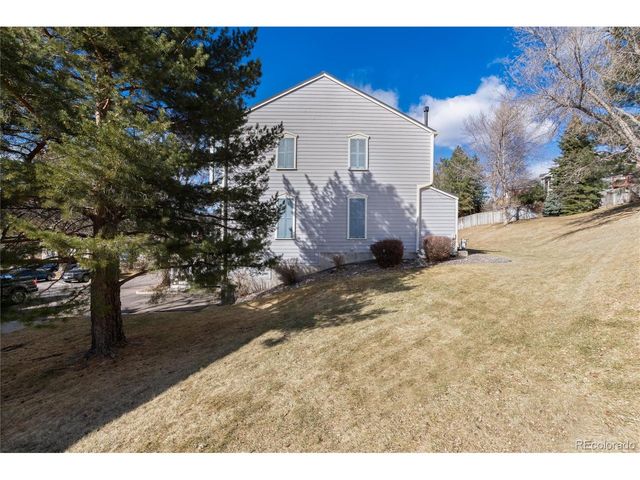 9256 W Ontario Dr, Littleton, CO 80128