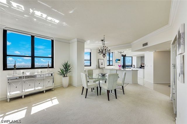 6001 Pelican Bay BLVD F, Naples, FL 34108