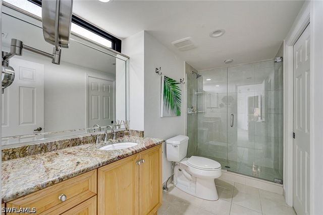 6001 Pelican Bay BLVD F, Naples, FL 34108