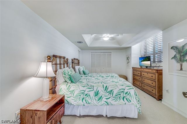 6001 Pelican Bay BLVD F, Naples, FL 34108