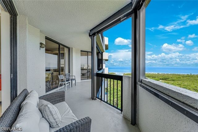 6001 Pelican Bay BLVD F, Naples, FL 34108