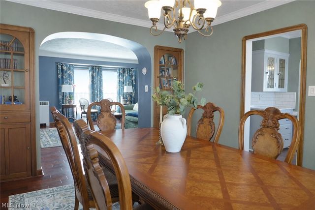 6808 Southington Drive, Parma, OH 44129