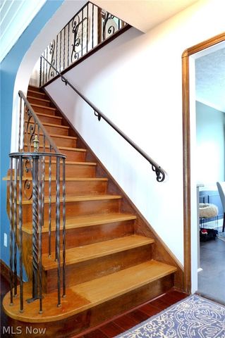 6808 Southington Drive, Parma, OH 44129