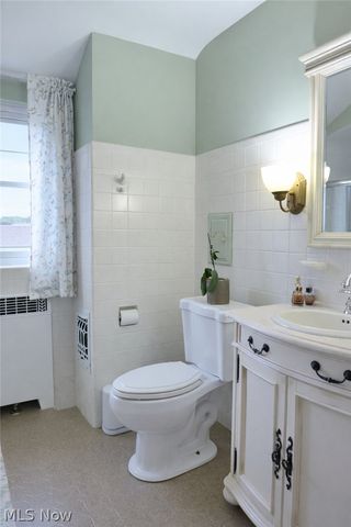 6808 Southington Drive, Parma, OH 44129