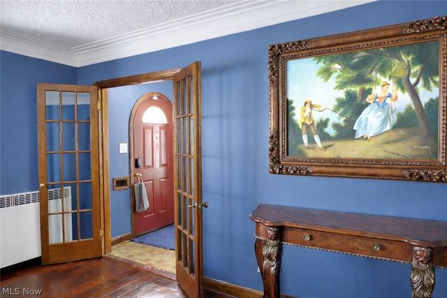 6808 Southington Drive, Parma, OH 44129