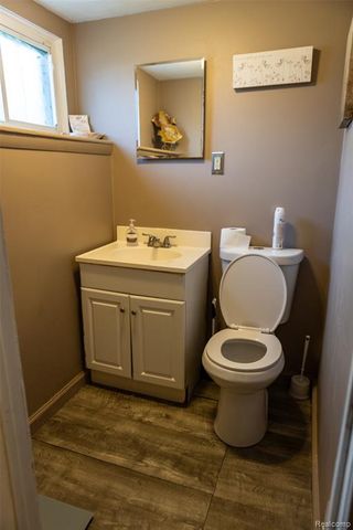 15167 Meadow Street, Romulus, MI 48174