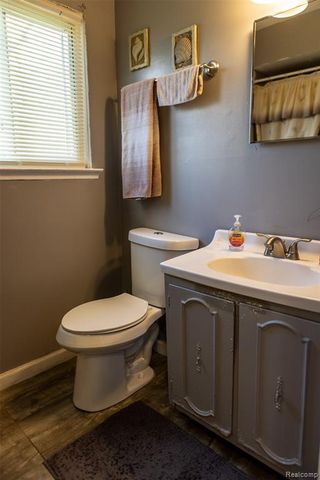 15167 Meadow Street, Romulus, MI 48174