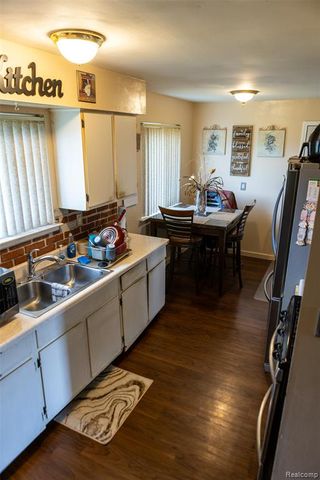 15167 Meadow Street, Romulus, MI 48174