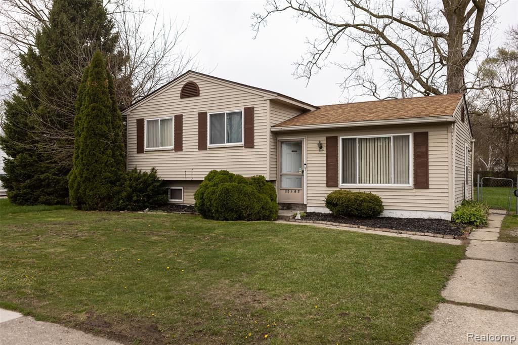 15167 Meadow Street, Romulus, MI 48174