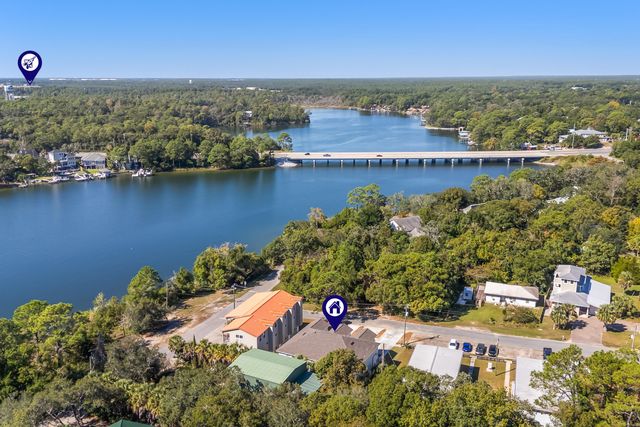 164 Westview Avenue, Valparaiso, FL 32580