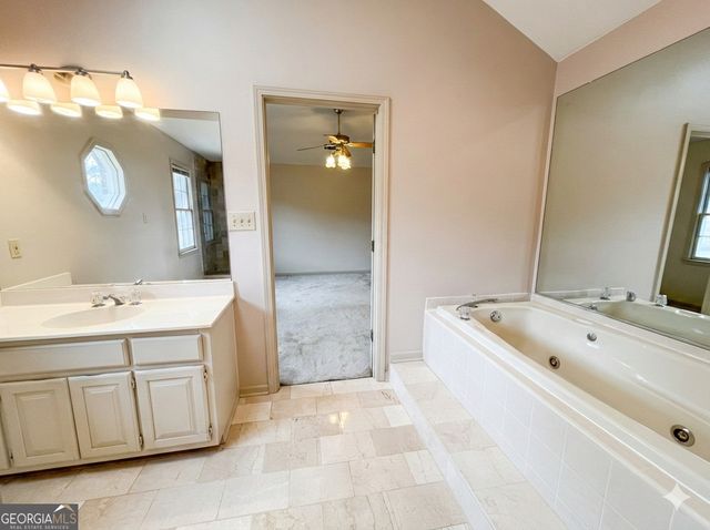 140 Morning Creek Way, Jonesboro, GA 30238