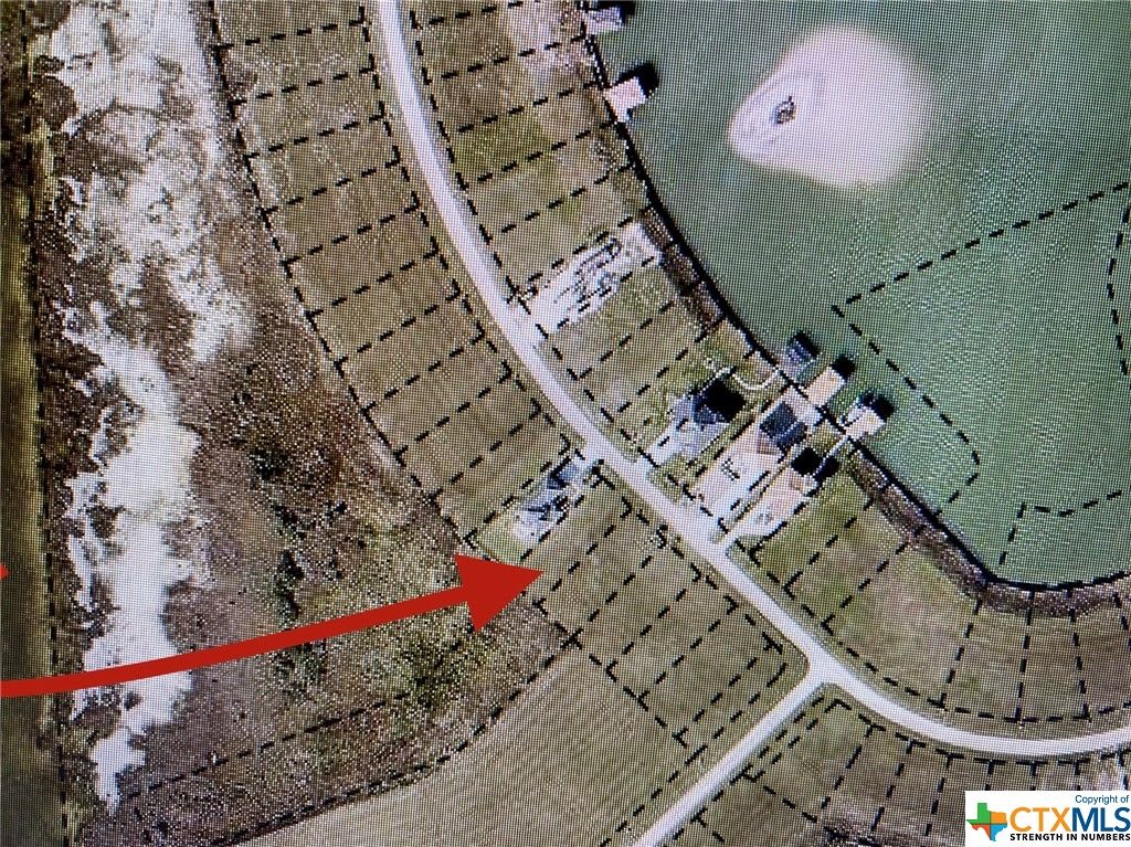 80 E Burgundy Bay, Port O'connor, TX 77982