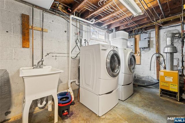 74 Spring Avenue, Bergenfield, NJ 07621