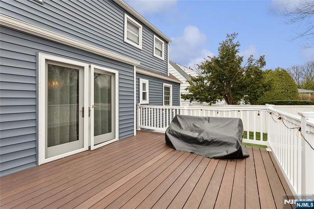 74 Spring Avenue, Bergenfield, NJ 07621